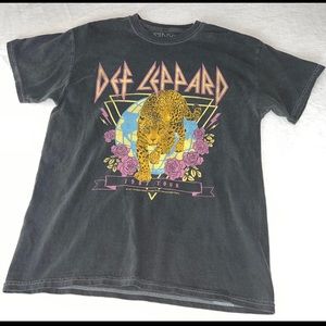 Oversized Band Tee- Small